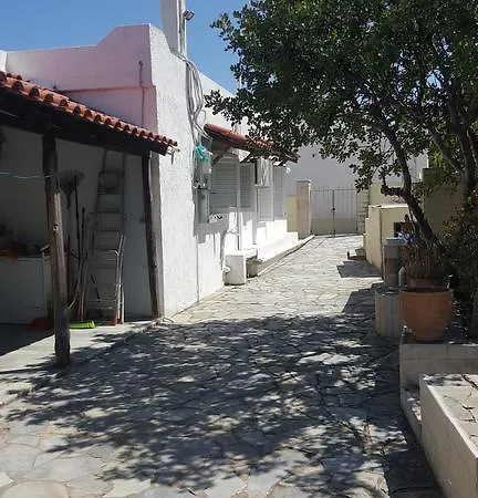 Spiros Vila